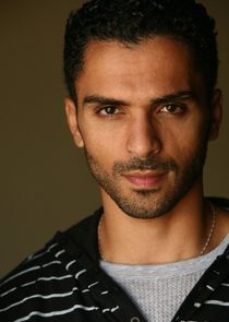 Sammy Sheik
as Hamid