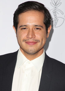 Jorge Diaz
as Melvin Sneedly