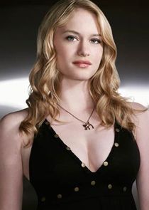 Leven Rambin
as Riley Dawson