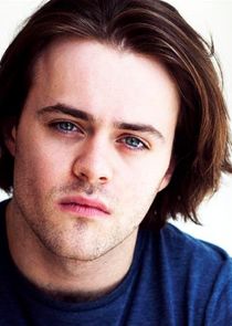 Joey Batey
as Jaskier