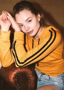 Kristine Frøseth
as Kelly
