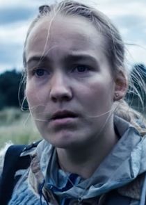 Jessica Dinnage
as Lea