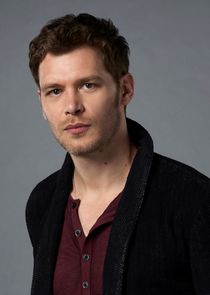 Joseph Morgan
as Niklaus 