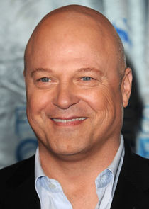 Michael Chiklis
as Red Auerbach
