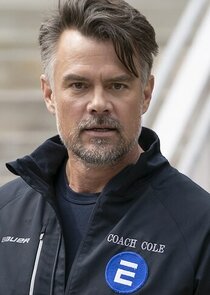Josh Duhamel
as Coach Colin Cole