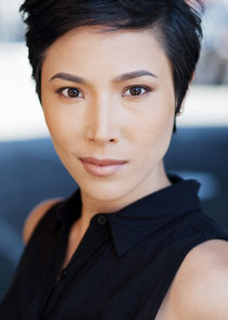 Julee Cerda
as Stephanie