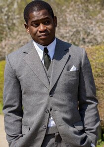 Tok Stephen
as Cedric 