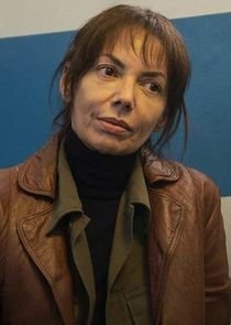 Joanne Whalley
as Mary James