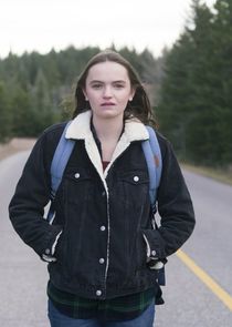 Abigail Lawrie
as Anna Worth