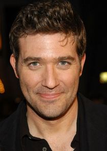 Craig Bierko
as Dermot O'Hanrahan