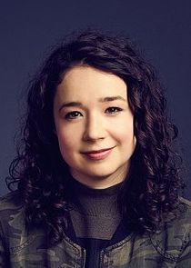 Sarah Steele
as Marissa Gold