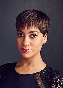 Cush Jumbo
as Lucca Quinn