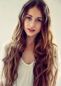 Felice Jankell
as Sofia Levander