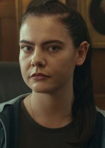 Isobel Jesper Jones
as Jessica Byrne