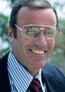 Richard Anderson
as Oscar Goldman