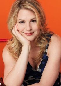 Anita Barone
as Vicky Gold