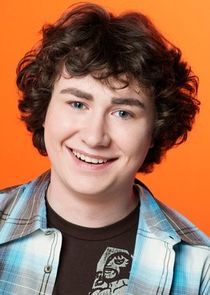 Kyle Sullivan
as Larry Gold