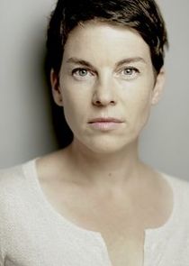 Victoria Mayer
as Claudia Rossler