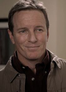 Linden Ashby
as Sheriff Noah Stilinski