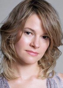 Leisha Hailey
as Alice Pieszecki