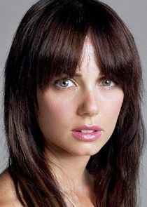 Mia Kirshner
as Jenny Schecter