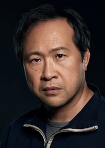 Ronin Wong
as Mike Lam
