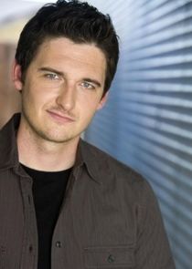 Toby Leonard Moore
as Sgt. Stone