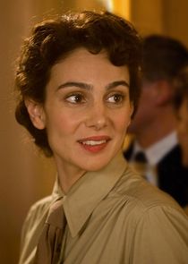 Annie Parisse
as Lena Mae Riggi