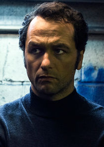 Matthew Rhys
as Philip Jennings