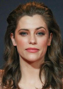 Jessica De Gouw
as Meghan Shaughnessy
