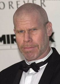 Ron Perlman
as Frank Napier