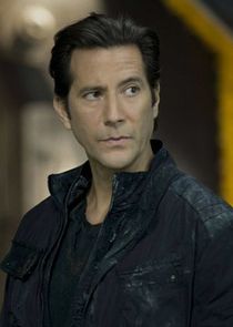 Henry Ian Cusick
as Marcus Kane