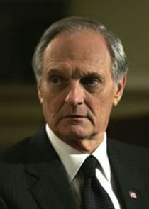 Alan Alda
as Senator Arnold Vinick