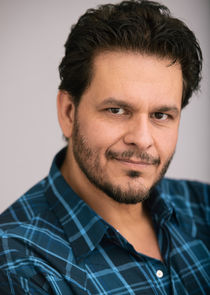 Leandro Cano
as King II, Journalist