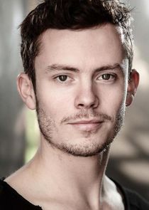 Ciarán Joyce
as D.I. Prody