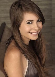 Willa Holland
as Kaitlin Cooper