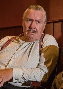 Gregor Fisher
as Dexter Dooley