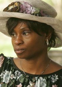Adina Porter
as Lettie Mae Thornton