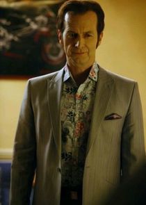 Denis O'Hare
as Russell Edgington