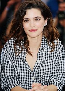 Joana Ribeiro
as Lisa Dominguez