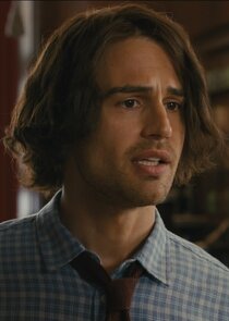 Theo James
as Henry DeTamble