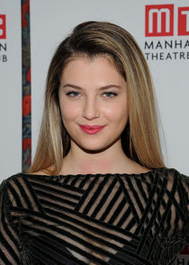 Zoe Levin
as Lisa Hunt