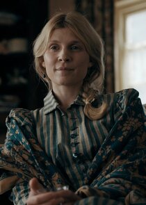 Clémence Poésy
as Stella Ransome