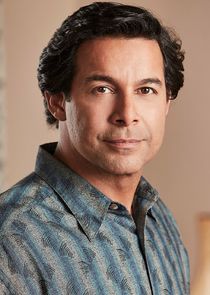 Jon Huertas
as Miguel Rivas