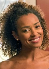 Melanie Liburd
as Zoe