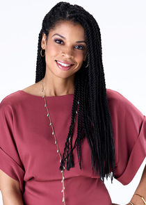 Susan Kelechi Watson
as Beth Pearson