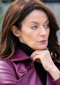 Michelle Gomez
as Miranda Croft