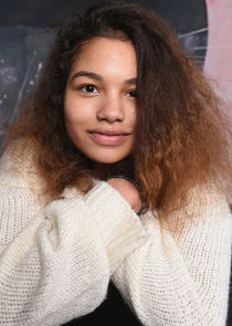 Helena Howard
as Nora Reid