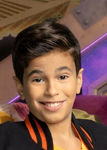 Tyler Wladis
as Roy Raskin