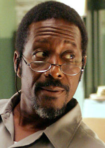 Clarke Peters
as Det. Lester Freamon
